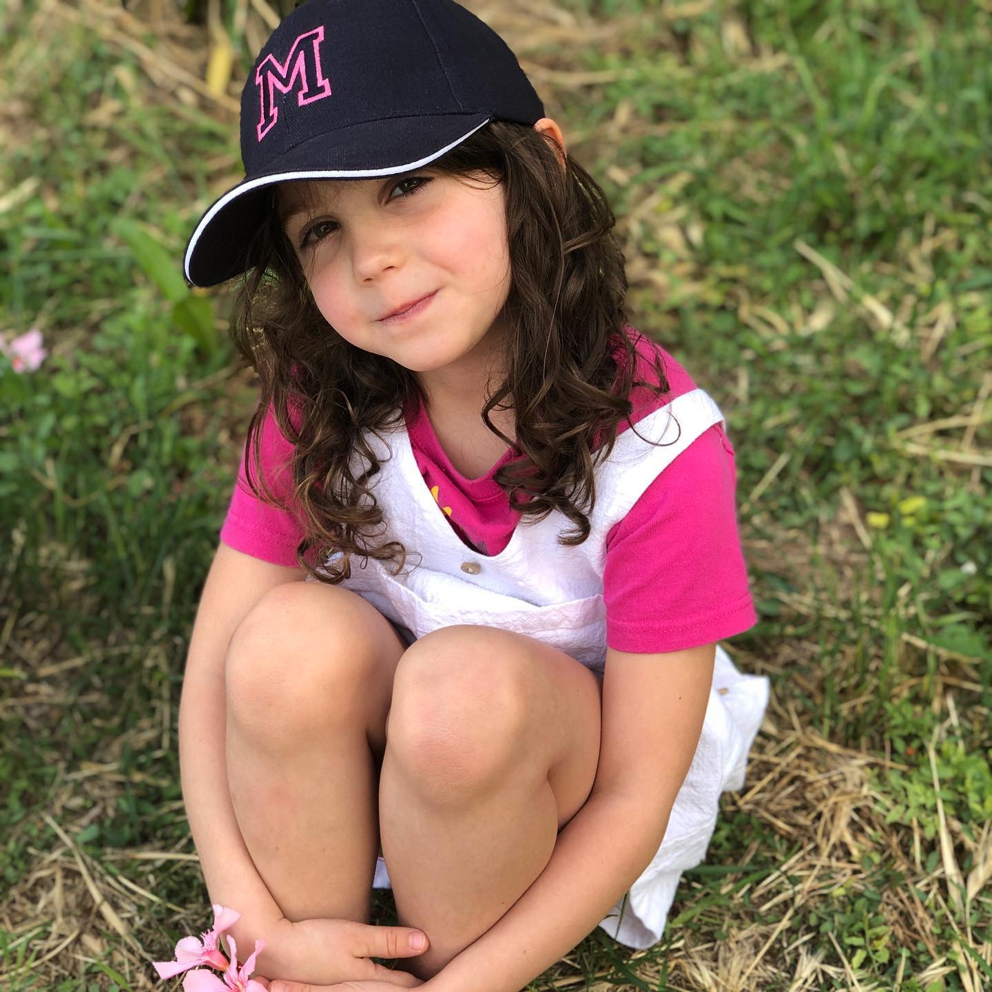 Gorra bordada con niño 3-5 años (disponible y adulto) – Pinkeboo