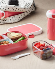 set 107440078200 lunchbox en 107420078200 schoolbeker en fruitbox_b